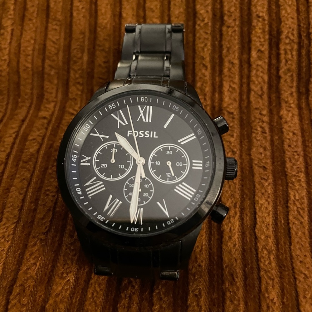 Black fossil watch!